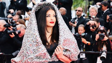 Aishwarya Rai's Dolce & Gabbana luxurious handbag .